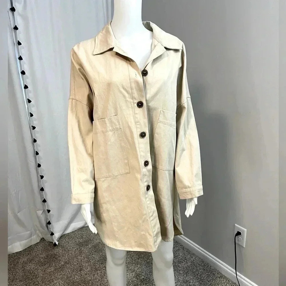 Fashion Nova Daleyza 100% cotton khaki/tan color lightweight shacket size M NWT